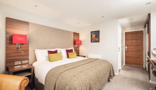 Drift Classic Plus Double/Twin - 1pm Guaranteed Check-in