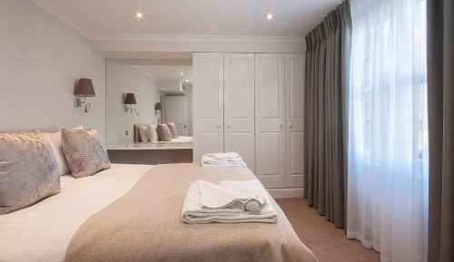 Superior Two-Bedroom Apartment