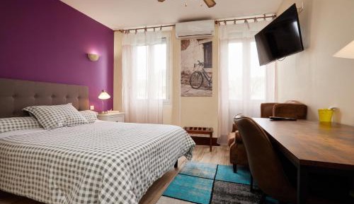 Double Room with Private Bathroom