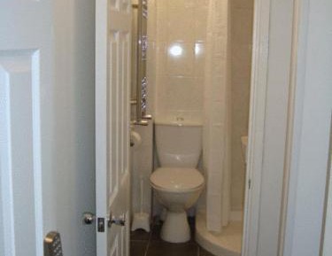 Twin Room with Private Bathroom