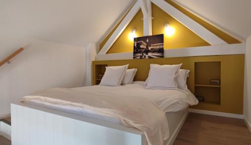 Suite with Garden View