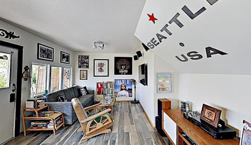 Three-Bedroom Vacation Home 