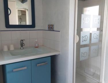 Comfort Triple Room with Shower