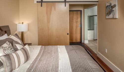 King Suite with Sea View