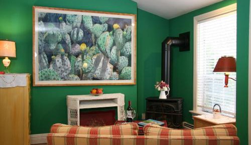 Traditional Queen Room