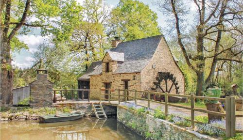 Two-Bedroom Holiday Home