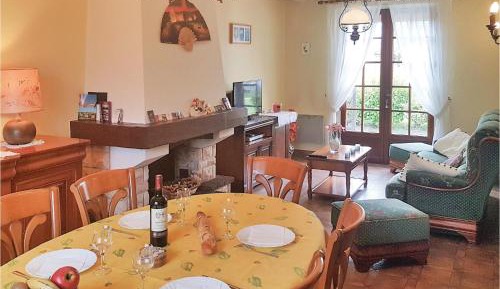 Two-Bedroom Holiday Home