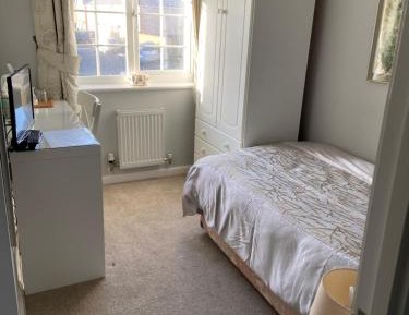 Single Room with Private Bathroom