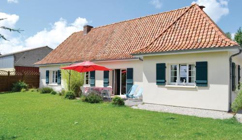 Three-Bedroom Vacation Home 