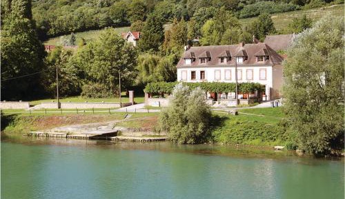 Four-Bedroom Vacation Home