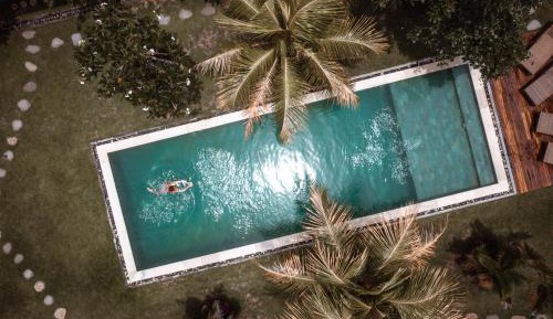 Deluxe Bungalow with Garden View