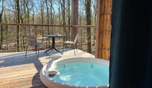Picto Haven - Suite with Hot Tub