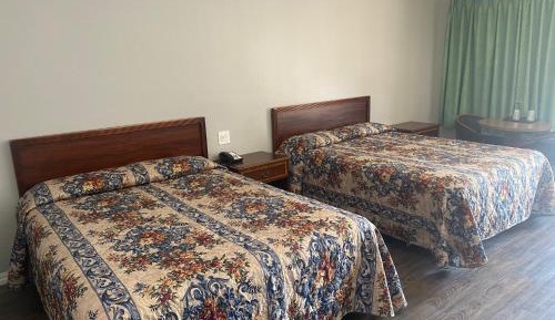 Deluxe Queen Room with Two Queen Beds