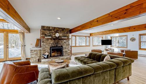 Four bedroom holiday home 