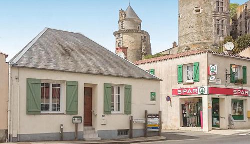 Two-Bedroom Holiday Home