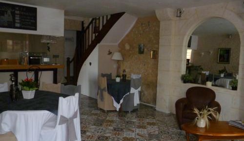 Standard Double Room with Shared Bathroom