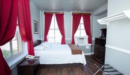 Deluxe Single Room