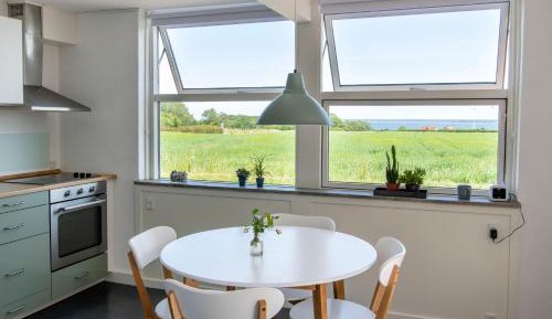 Studio Apartment with Sea View