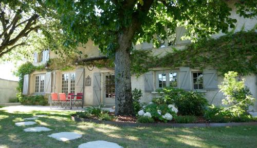 Suite with Garden View