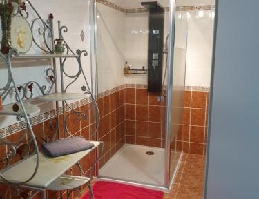 Triple Room with Private Bathroom