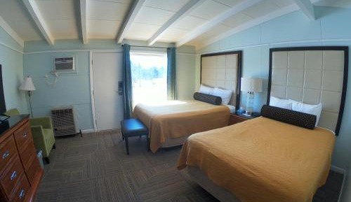 Family room with River View