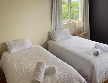 Twin Room with Balcony and Shared Bathroom