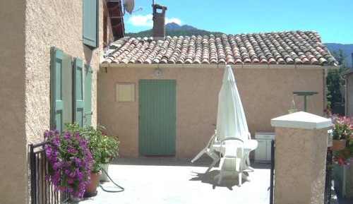 One-Bedroom House