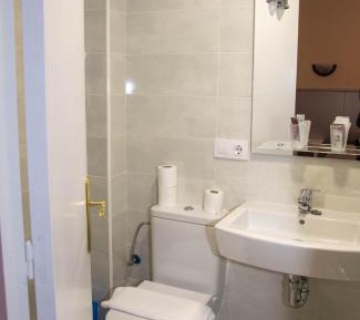 Budget Single Room