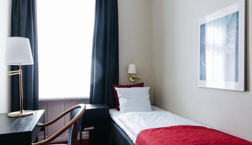 Economy Single Room with Shared Bathroom