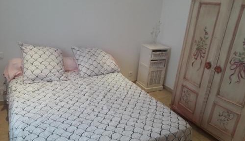 Villa with Garden View