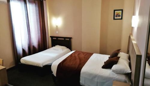 Triple Room