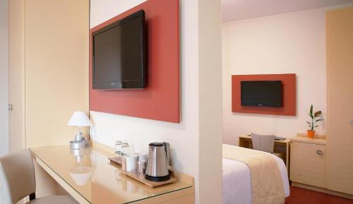 Family King Room with Sofa Bed