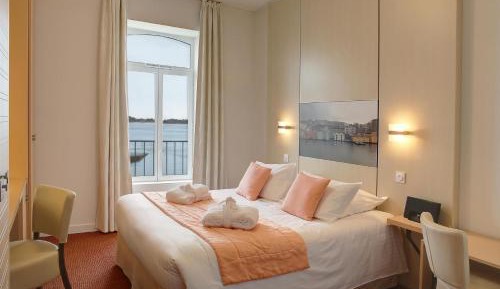 Superior Queen Room with Sea View