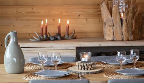 Apartment with Mountain View