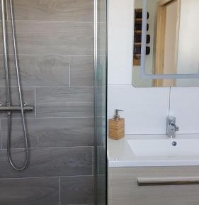 Queen Room with Garden View