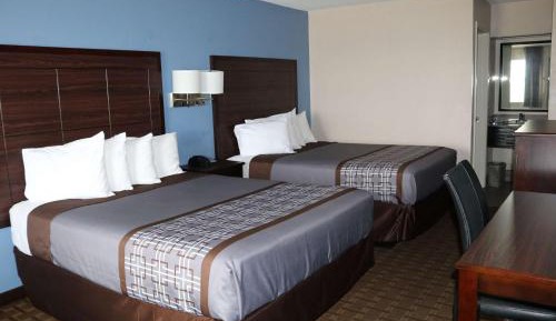 Queen Room with Two Queen Beds - Non-Smoking