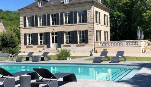 Double Room with Pool View