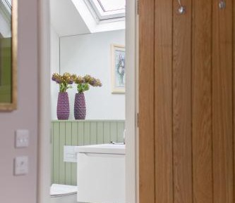 Deluxe Two-Bedroom Cottage