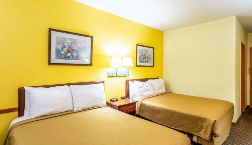 Double Room with Two Double Beds - Non-Smoking