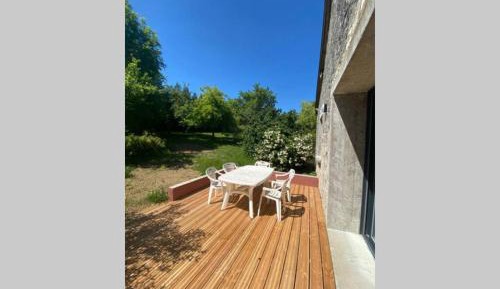 Apartment with Terrace