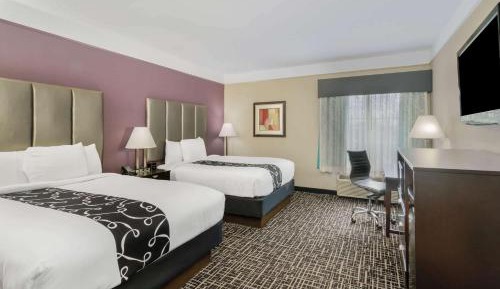 Queen Room with Two Queen Beds - Non-Smoking