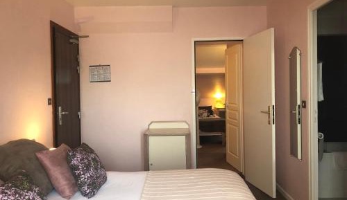 Family Room (4 Adults)