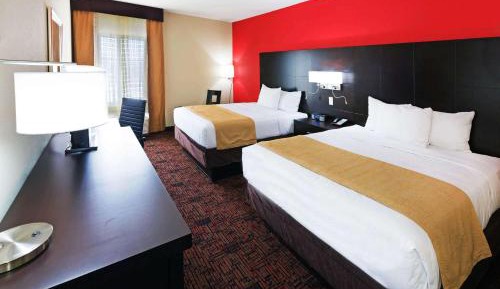 2 Queen Beds, Mobility/Hearing Impaired Accessible Room, Non-Smoking