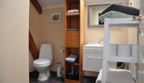 Apartment (4 Adults)