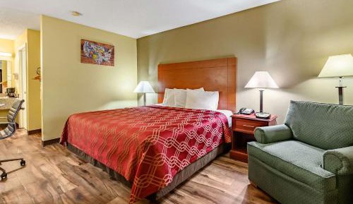 King Room - Non-Smoking