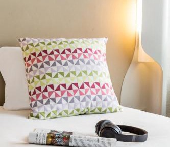 Standard Double Room with One Single Bed - Up to Ten Years