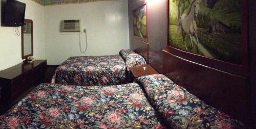 King Room with Two King Beds