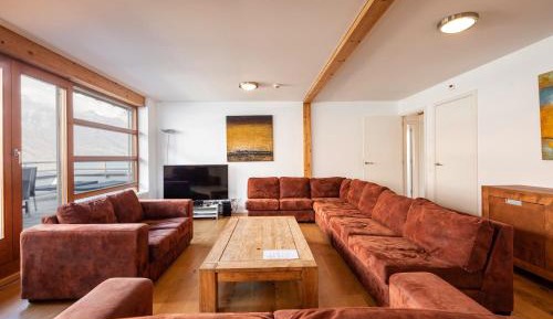 Marina Suite