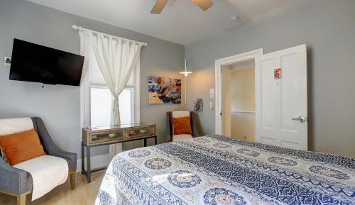 Queen Room