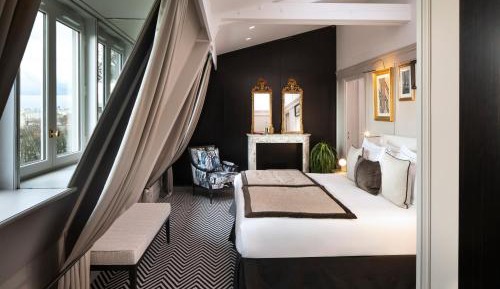 Suite Charles Ferry Eiffel Tower View